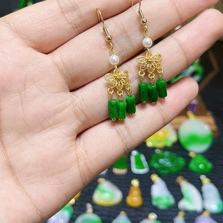 翡翠耳饰未镶嵌耳饰