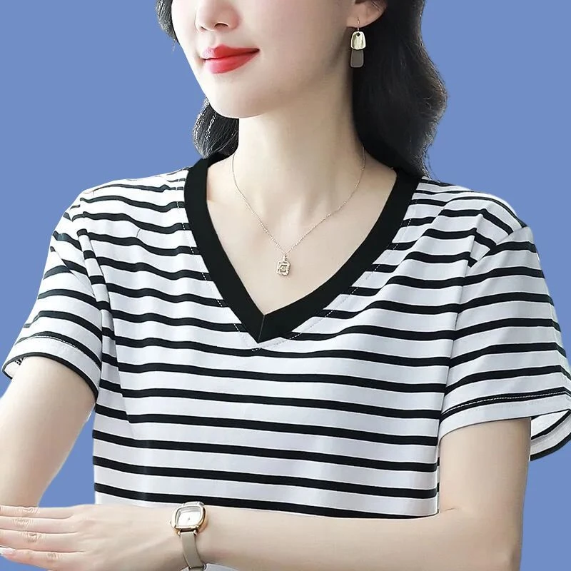 2024新款V领条纹短袖T恤女士夏季鸡心领休闲宽松正肩体恤棉质上衣