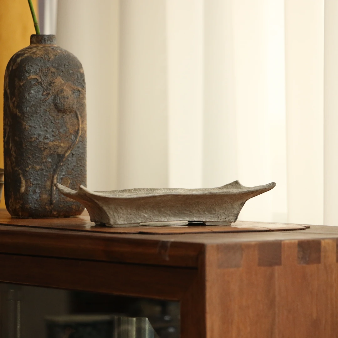 半斋银长方壶承带蓄水