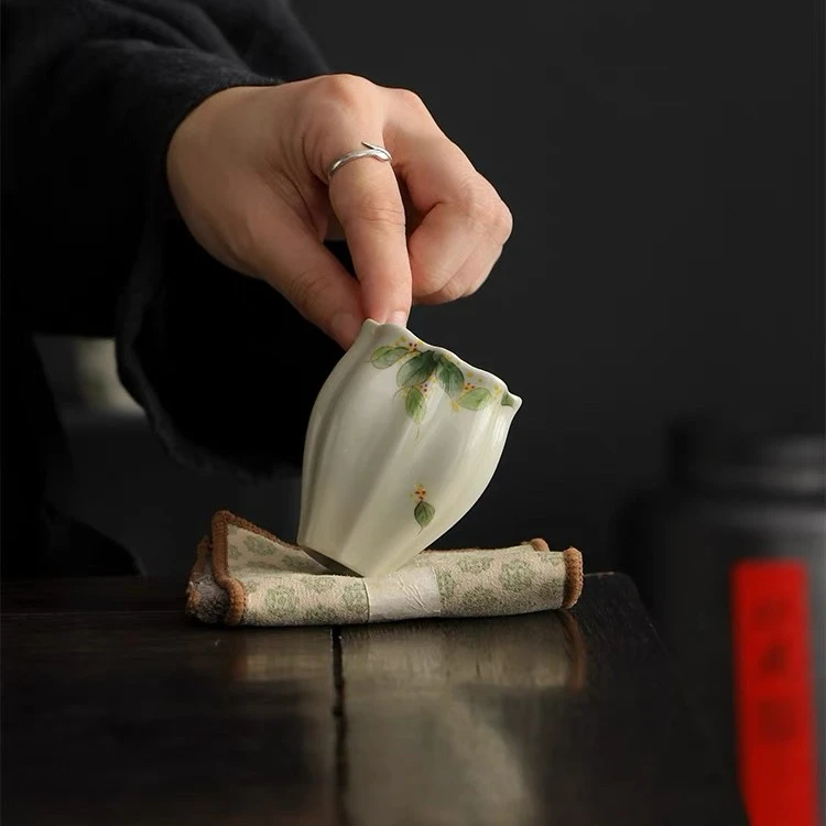 草木灰手绘桂花主人杯复古陶瓷花口杯品茗杯古风功夫茶具单个茶杯
