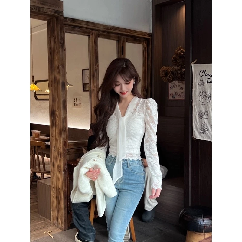 《薄纱浪漫》法式蝴蝶结绑带蕾丝上衣 （衣长49）（#8330）