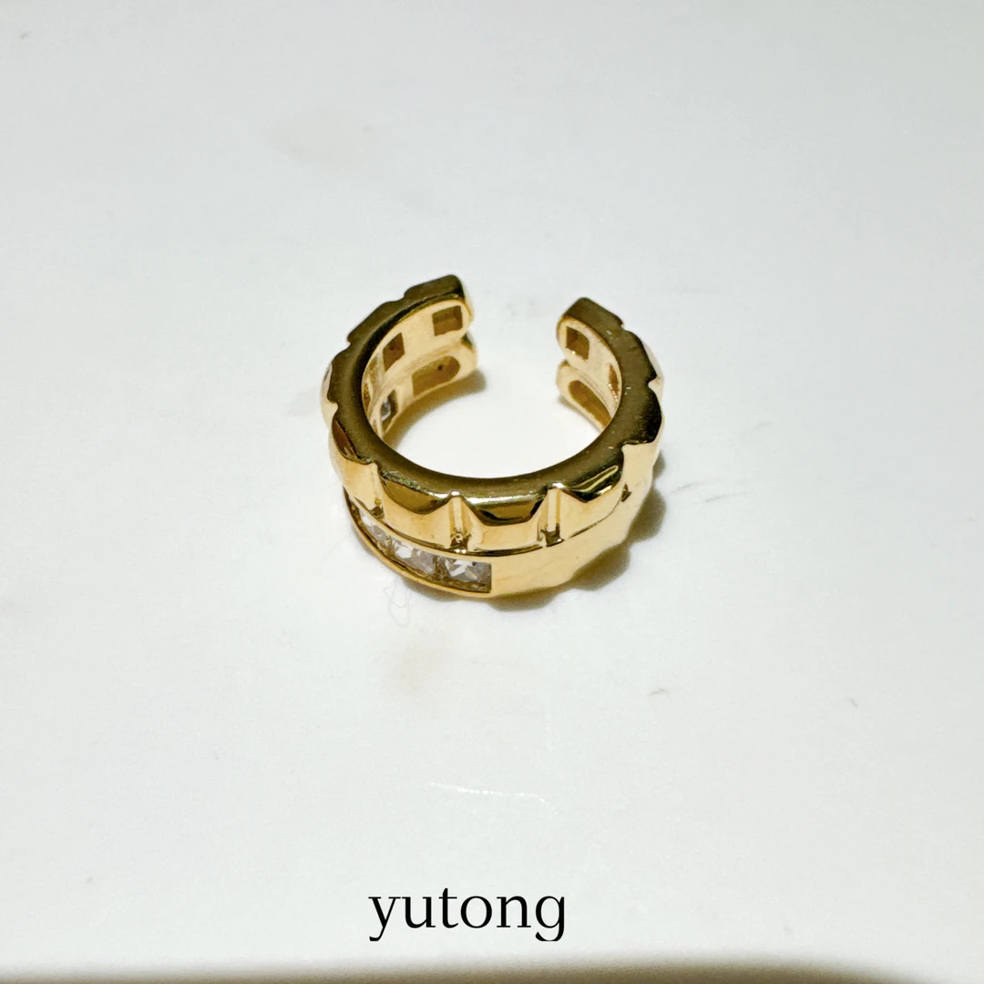 铜合金合成锆石耳饰 【雨桐轻奢饰品】设计款耳夹LWW58825