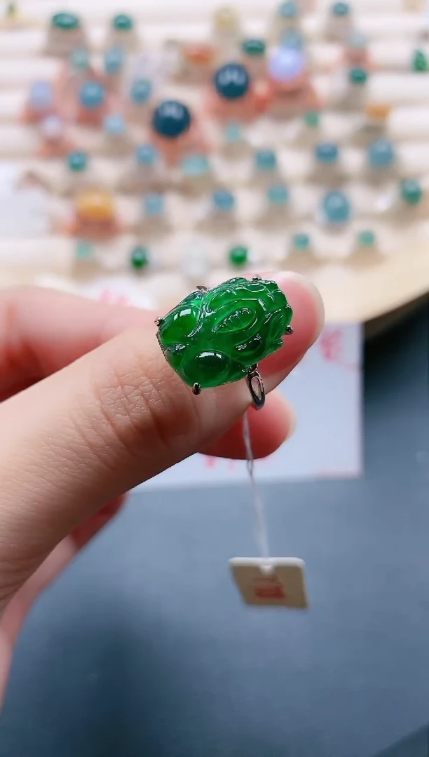 【闪购商品】翡翠戒指银S925镶嵌1