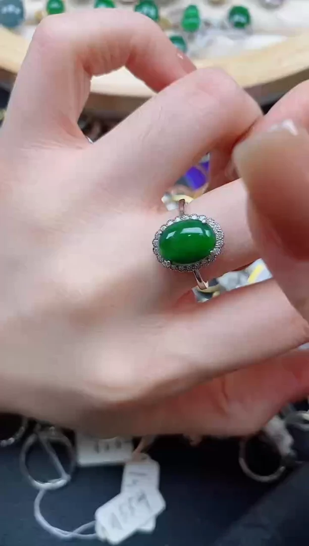 【闪购商品】翡翠戒指银S925镶嵌11111