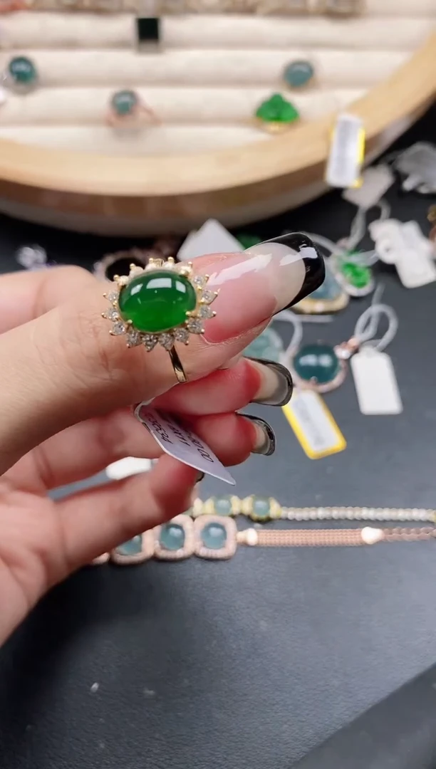 【闪购商品】翡翠戒指银S925镶嵌5151151