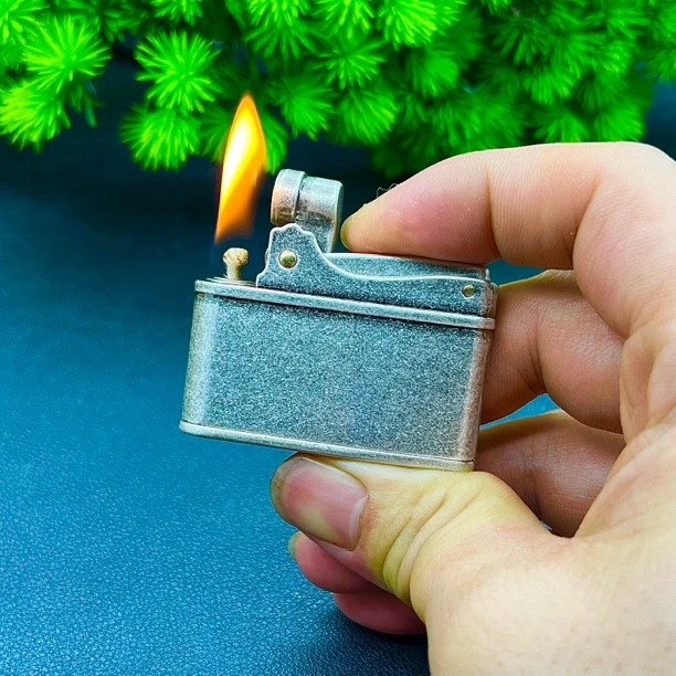 佐罗新款金属磕头机怀旧滚花老式复古煤油防风打火机复古个性创意