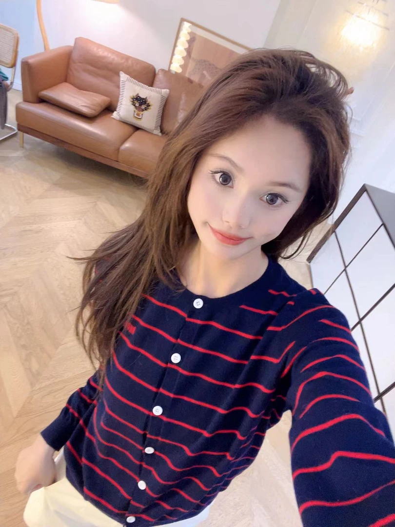 YTTRIUM LIN[撞色条纹]长袖针织衫时尚(不能机洗）41375