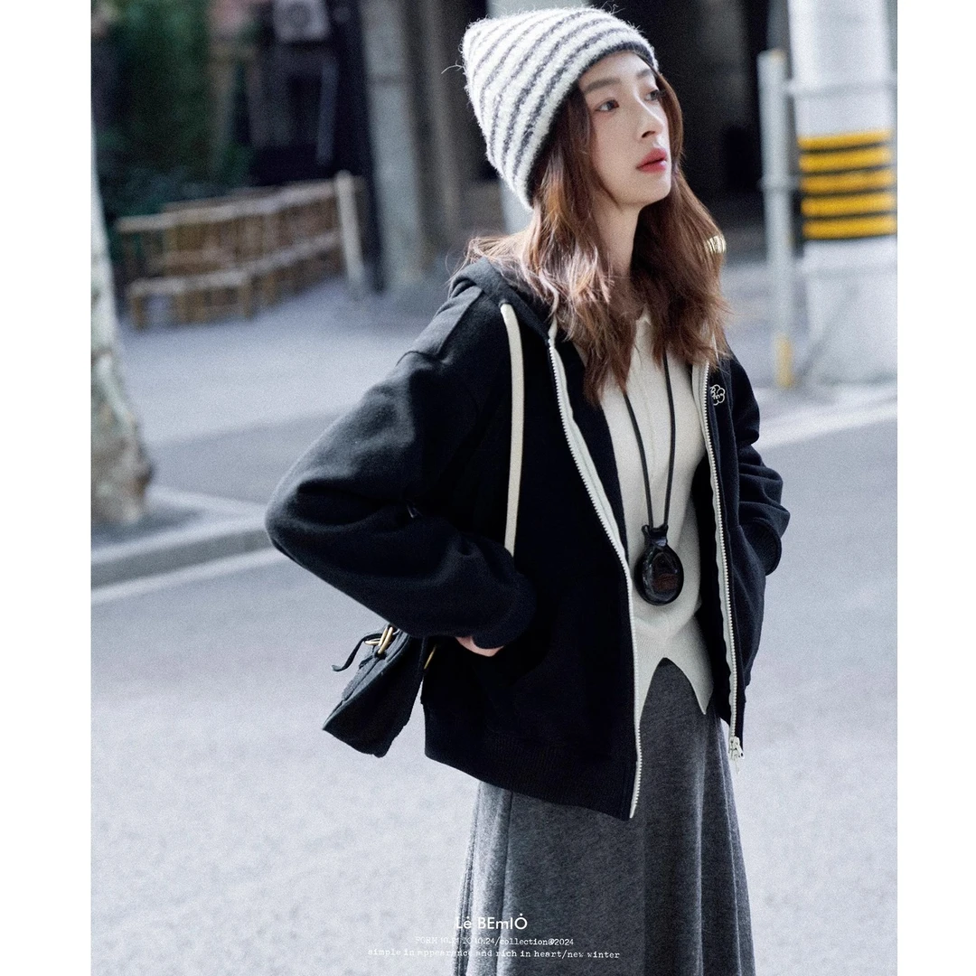 「白描工作间」"new boy"小花刺绣秋冬拉链卫衣短外套