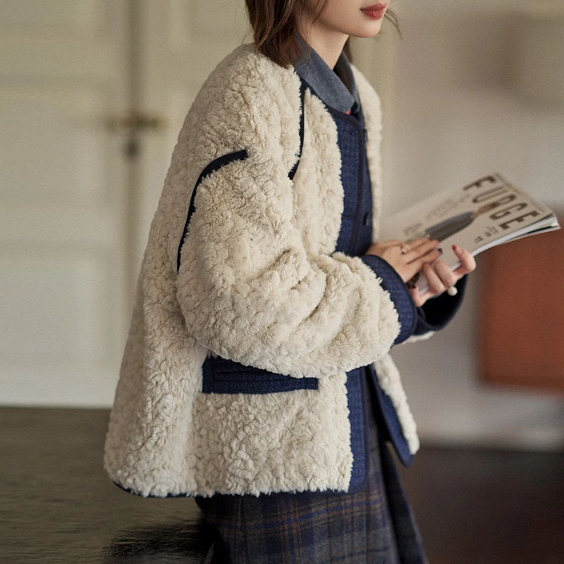「白描工作间」“小羊肖恩”温暖短外套女加厚拼接毛呢外套保暖宽松