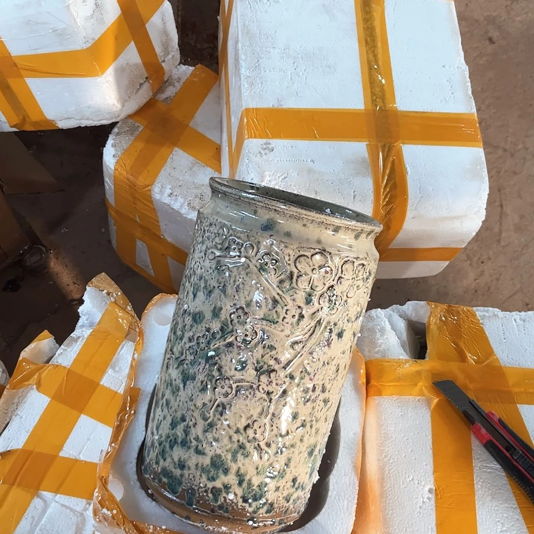 红陶20CM以下花盆花开