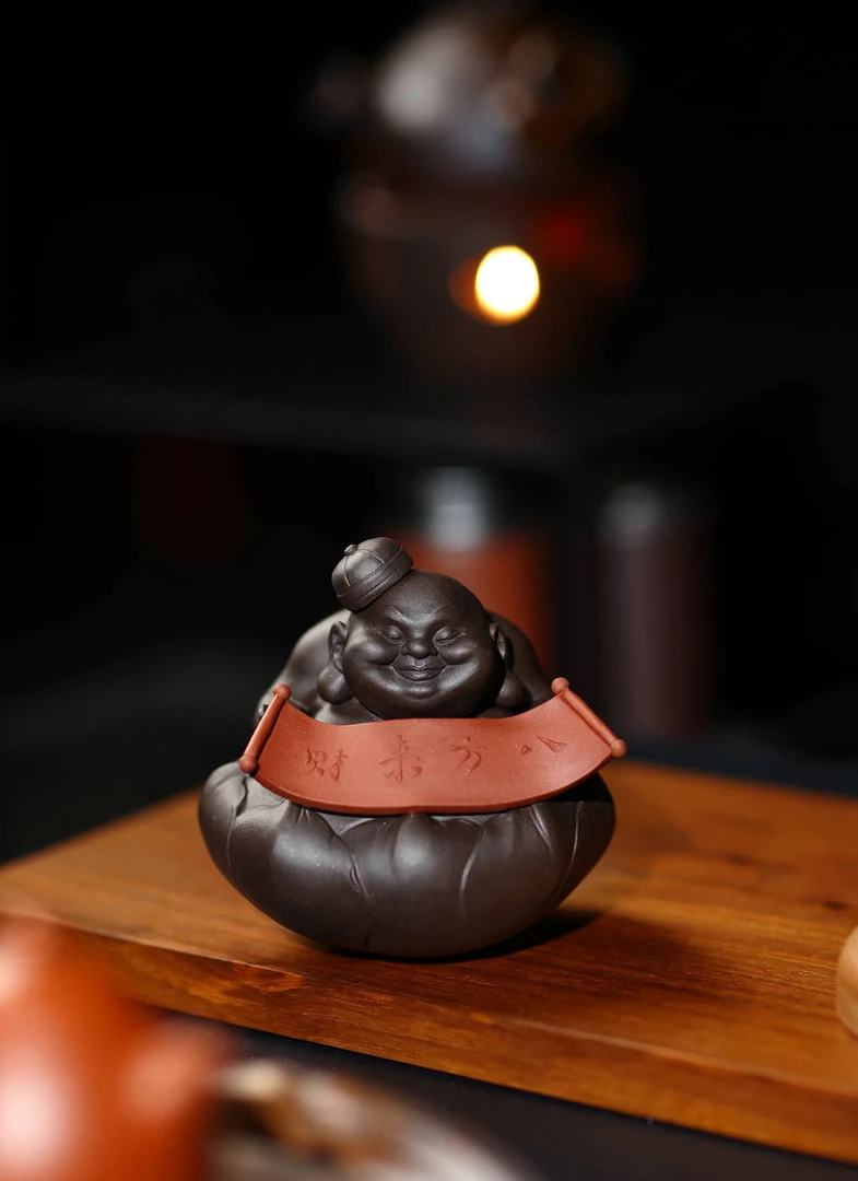 魏丁丁作品《八方来财》