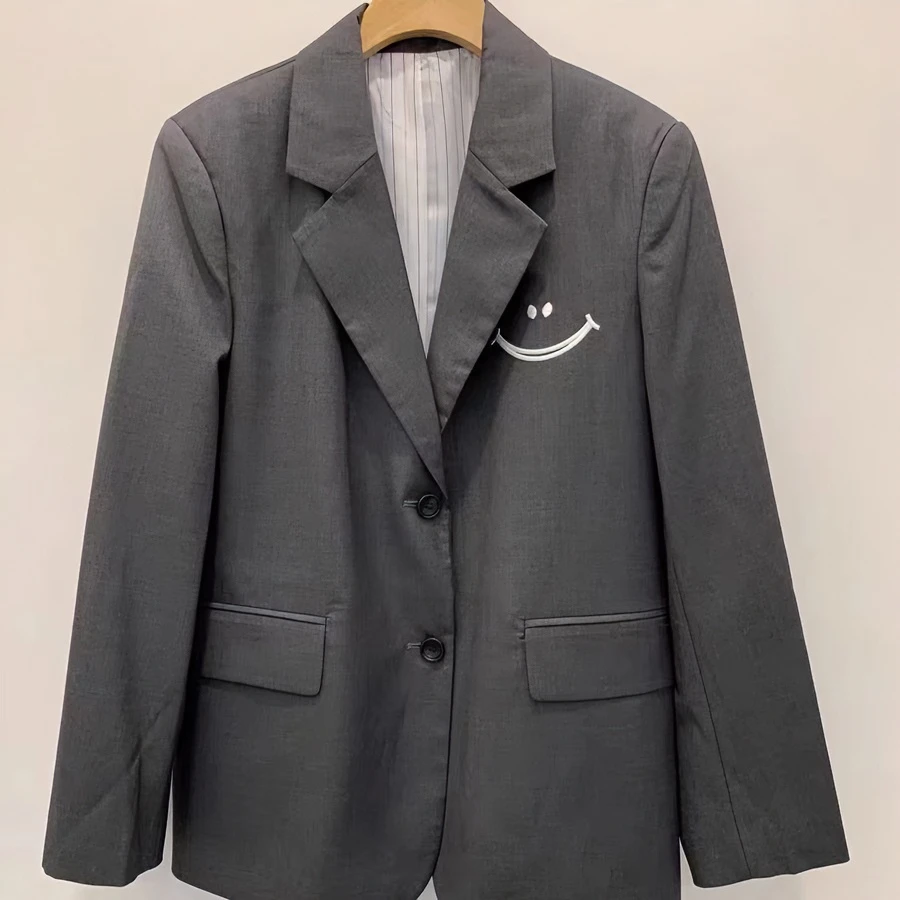 秋季新款笑脸西装