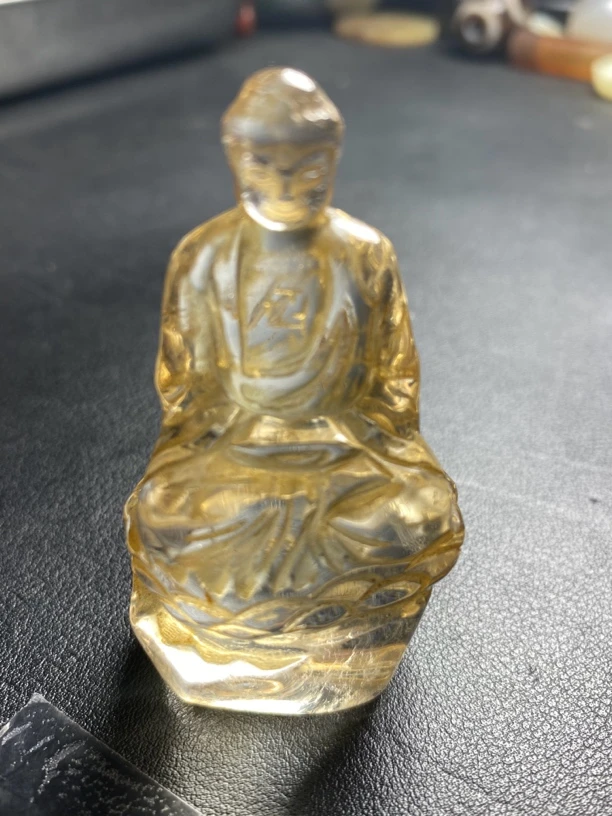 清仓农村收到天然白水晶大日如来摆件老货旧货手工精雕复古摆件