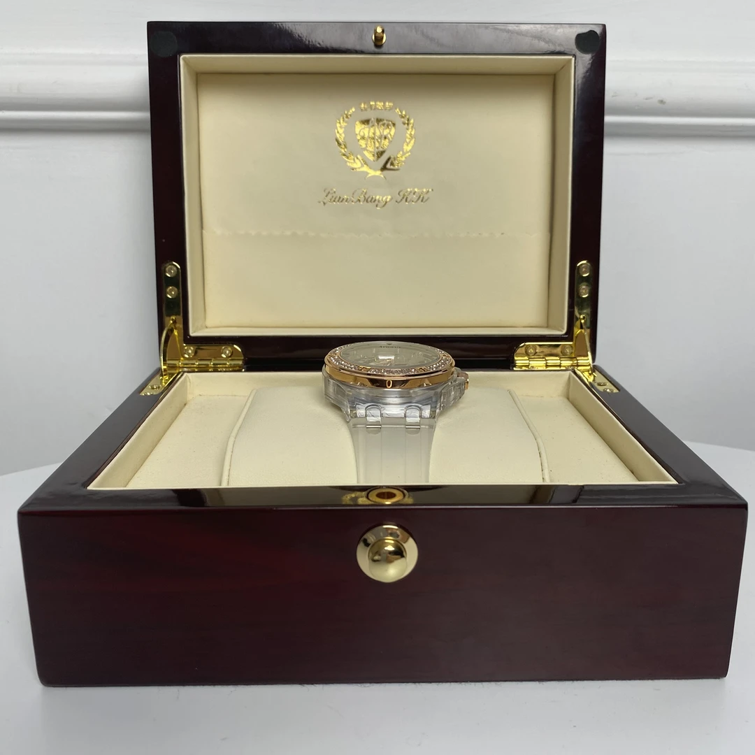 1717 【LIANBANG  H.K】时尚奢华女士手表