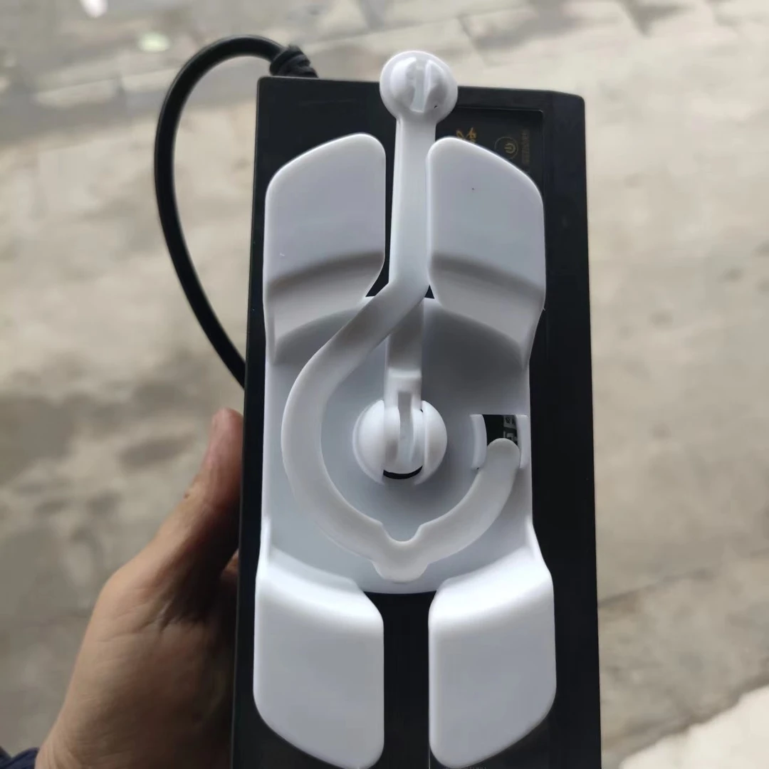 电动车充电器360°旋转挂钩充电防掉固定器充电器悬挂置物架