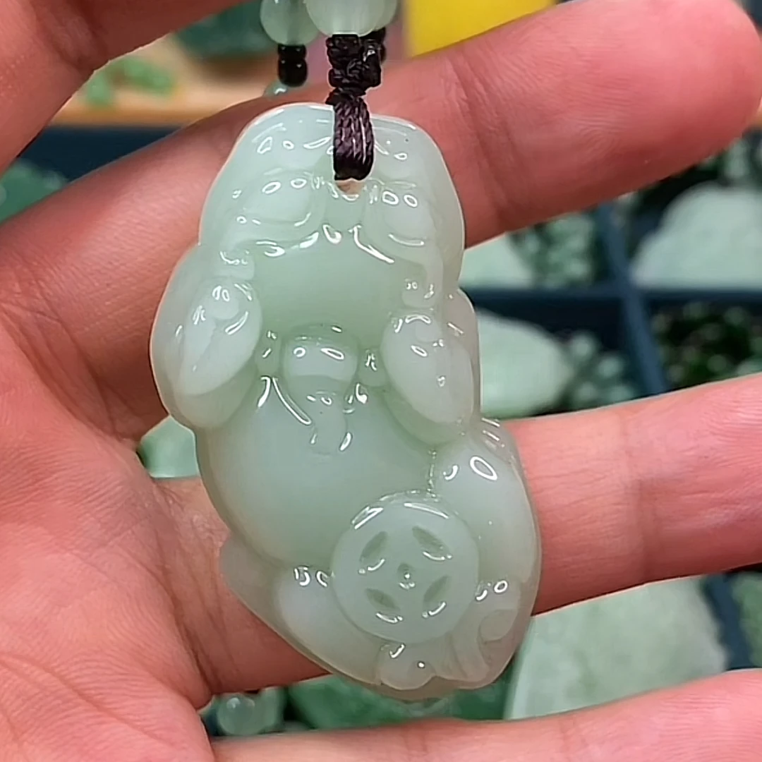 3.浅绿单貔貅经典百搭男女同款吊坠