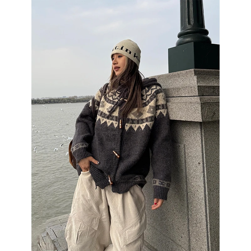 CCYE川川也复古重磅费尔岛毛衣连帽开衫ins提花牛角扣休闲外套