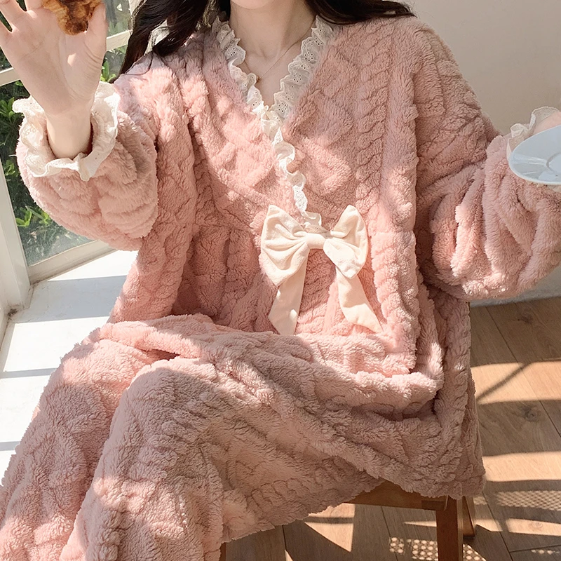 『CC』秋冬睡衣女珊瑚绒保暖加厚加绒可外穿网红爆款家居服两件套装