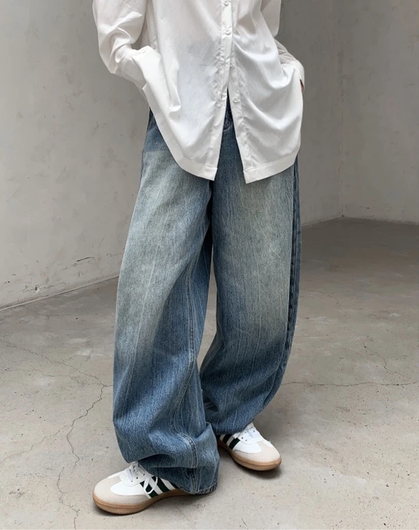 牛仔裤女弯刀裤宽松显瘦简单水洗BF风格潮流