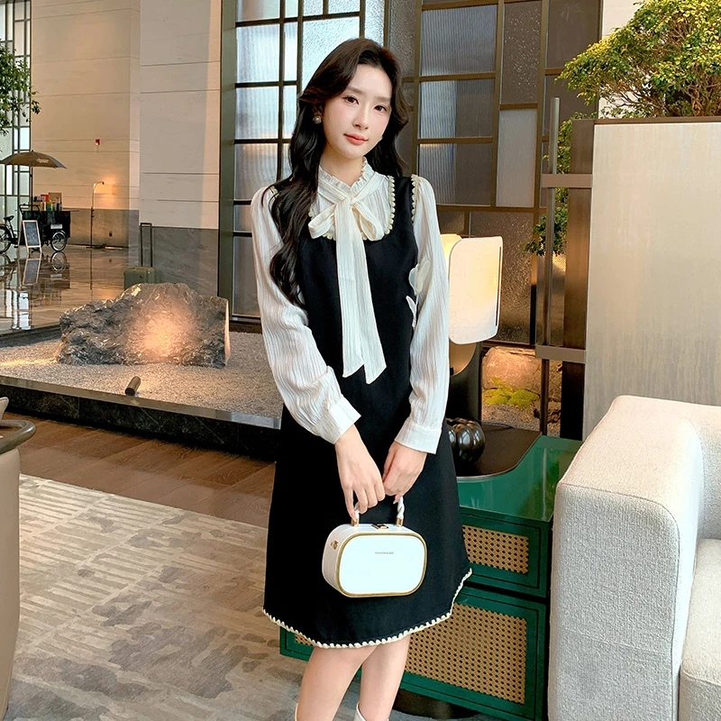 奢姿2025春季新款大码女装复古刺绣裙子胖妹妹法式假两件连衣裙