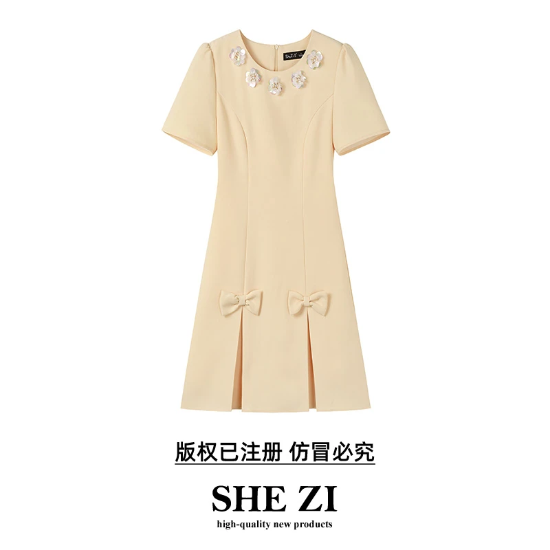 【千金公主】奢姿圆领压褶连衣裙大码女装夏季新款胖妹妹蝴蝶结裙子