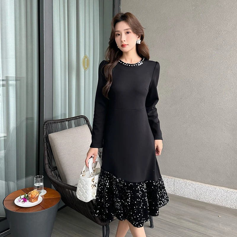 奢姿2025年秋季新款大码女装设计感针织裙子胖妹妹拼接亮片连衣裙