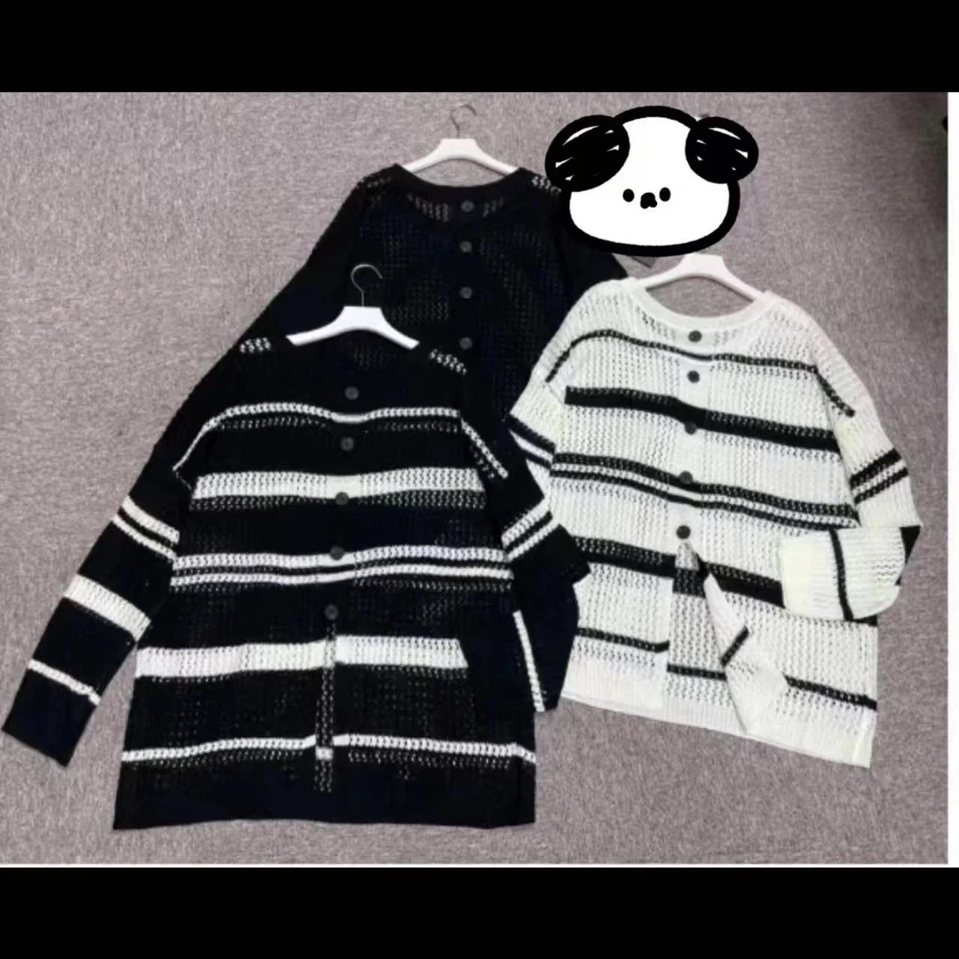 2024秋季新款条纹拼色排扣设计洋气镂空双面穿长袖宽松针织衫