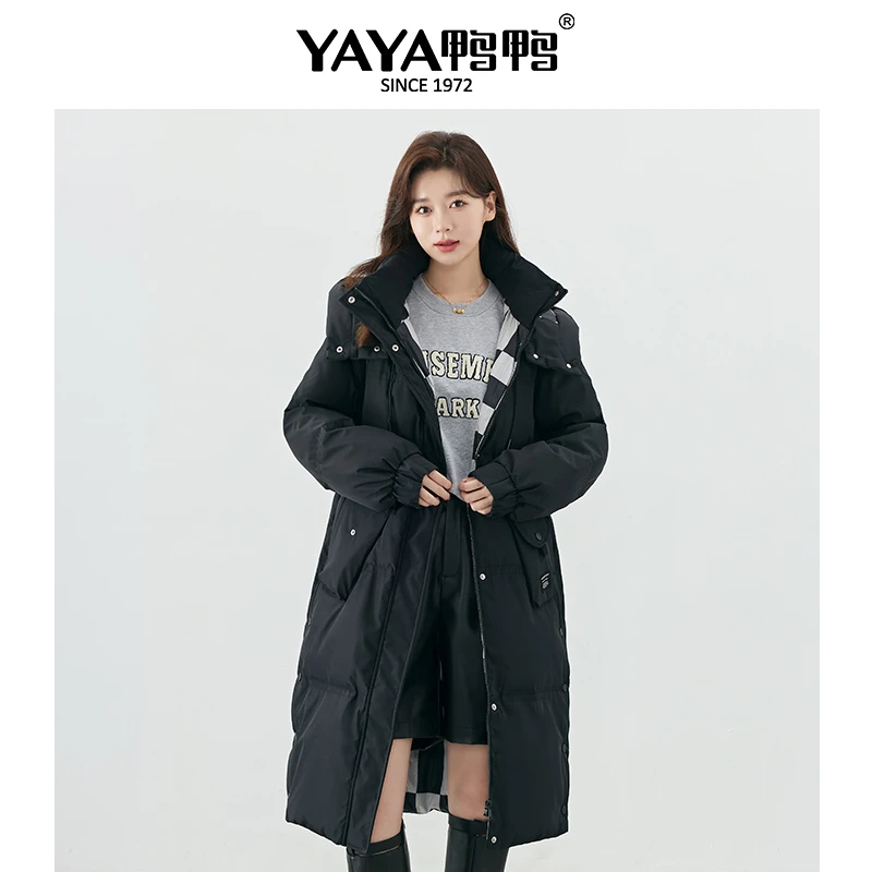 YAYA/鸭鸭保暖休闲时尚冬季连帽通勤过膝长袖羽绒服YE2B604136A