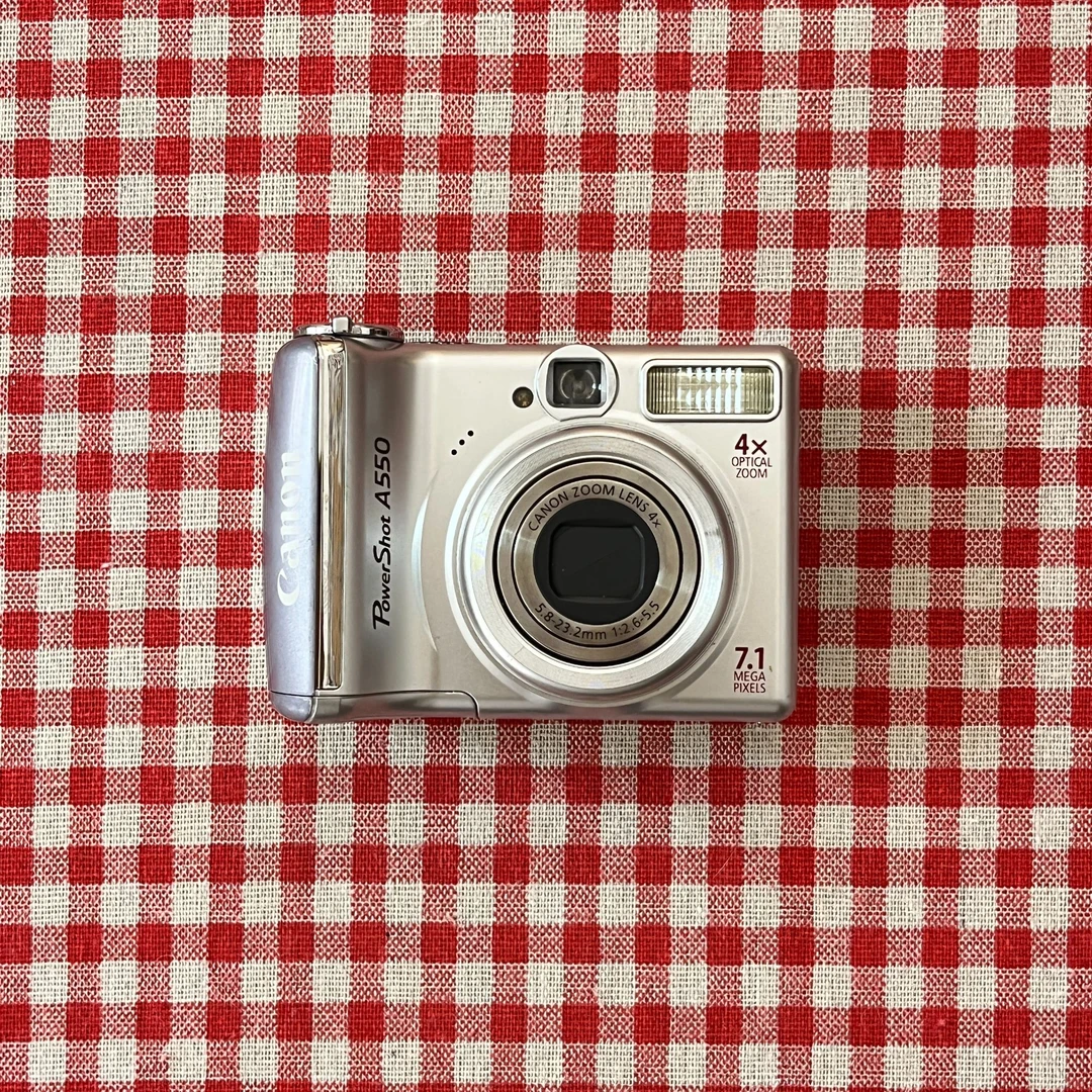9新 Canon/佳能 佳能a550 710万像素 4倍变焦 no退换