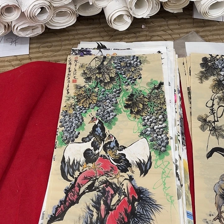 国画花鸟等图案组成