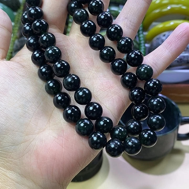 未镶嵌蛇纹石玉卡10项链