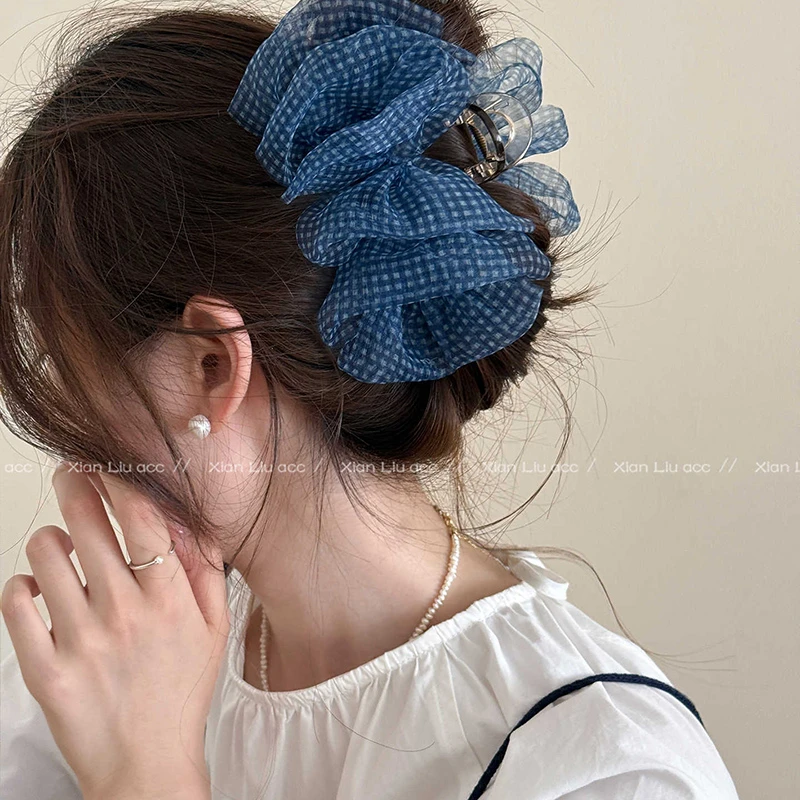 藏蓝格泡泡欧根纱大肠发圈女2025新款高级感后脑勺发夹鲨鱼夹发饰