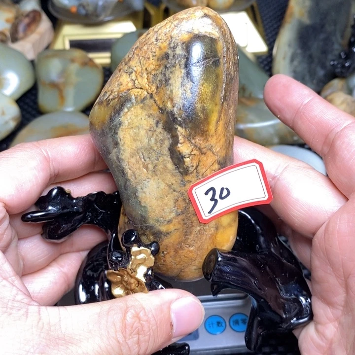 未镶嵌和田玉把件30