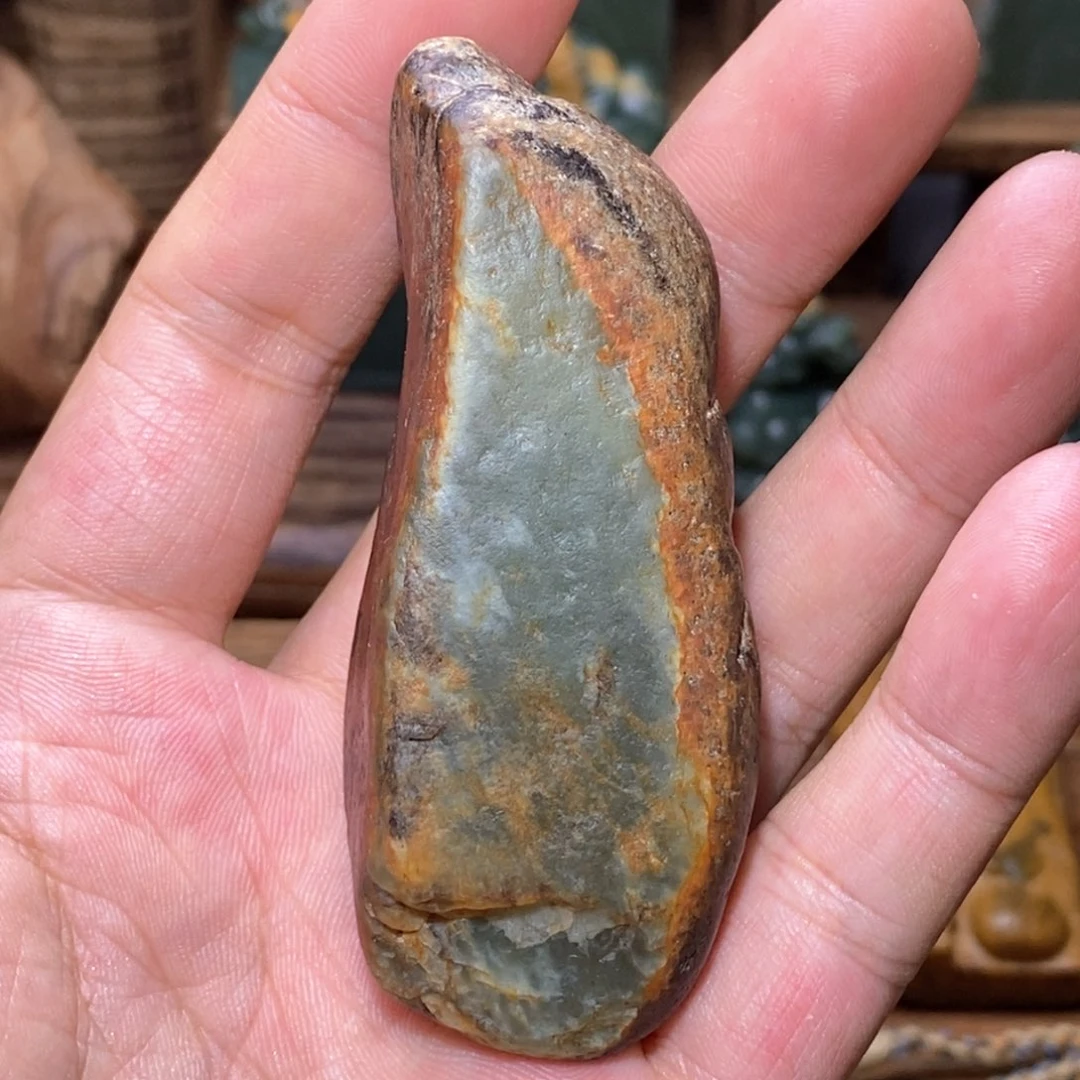 岫岩河磨玉（透闪石质玉）把件未镶嵌君*笑