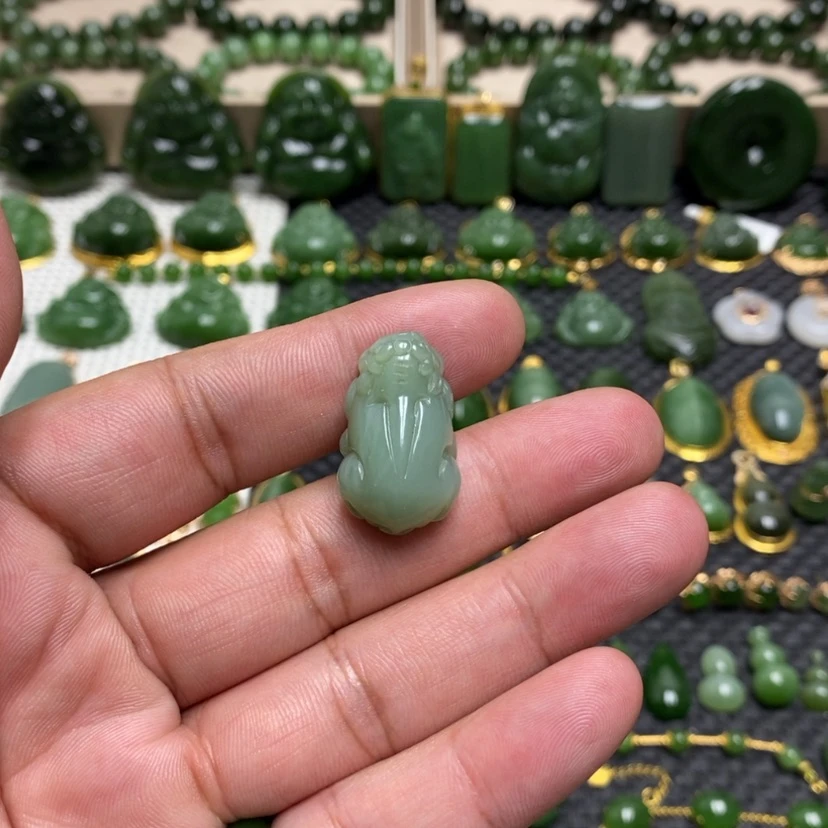 【闪购商品】和田玉（碧玉）未镶嵌颈饰