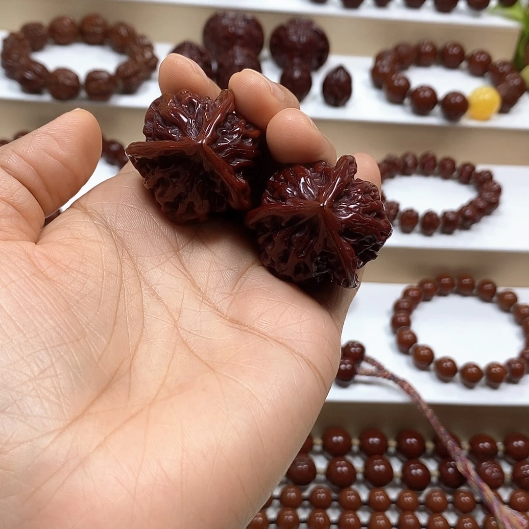 逸***卿吊坠橄榄核核桃核桃