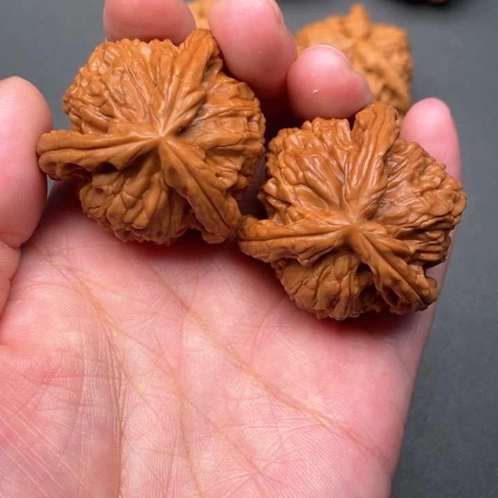 吊坠文玩核桃三***柏