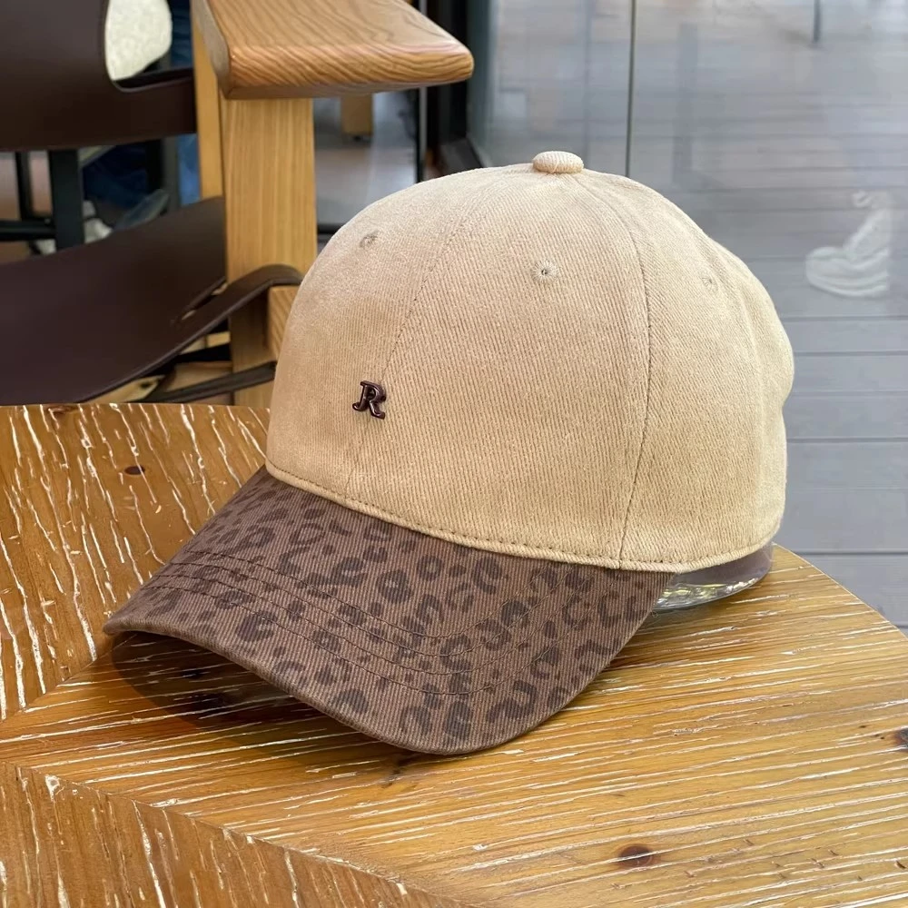 2025秋冬新美式豹纹棒球帽子女百搭情侣显脸小R字母拼色鸭舌帽男