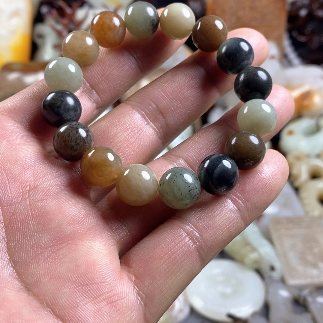 和田玉（糖玉）未镶嵌颈饰