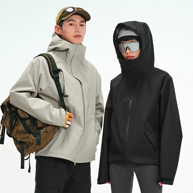 山系户外徒步冲锋衣男女情侣款透气防水外套休闲运动连帽防风软壳