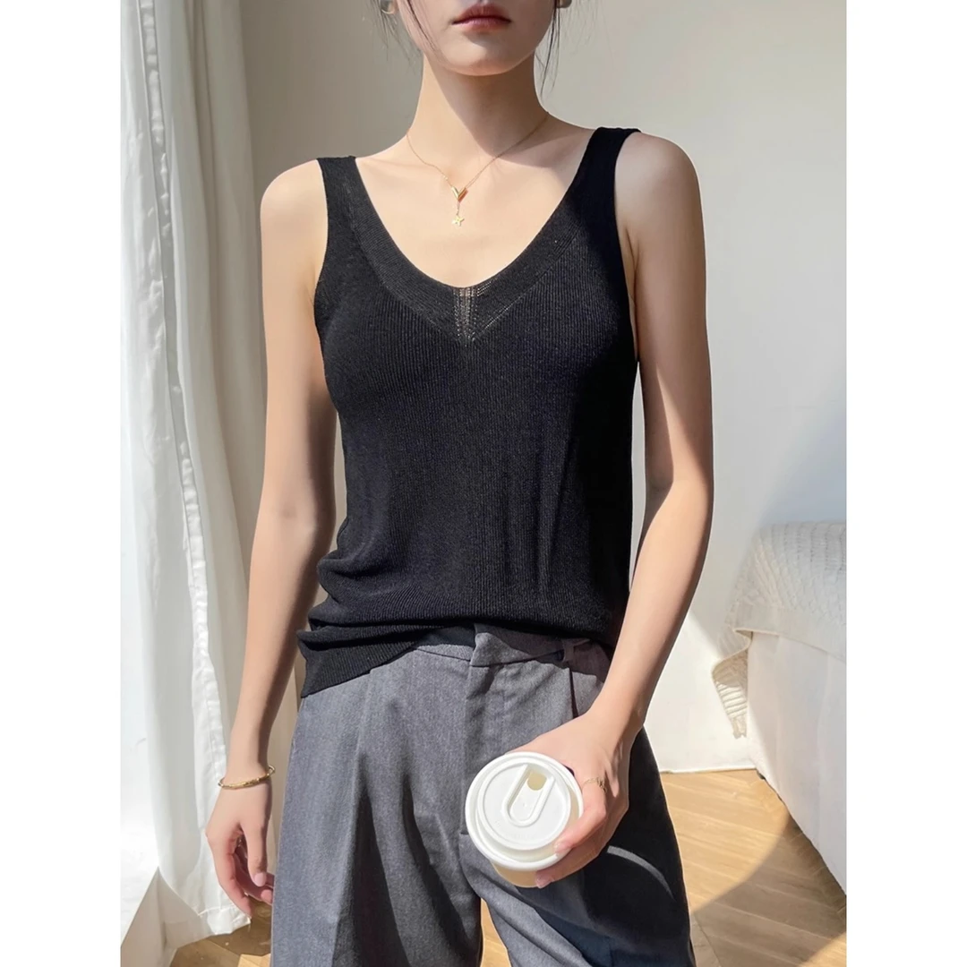 黑色v领冰丝针织吊带背心女内搭夏季百搭款打底外穿上衣2025新款