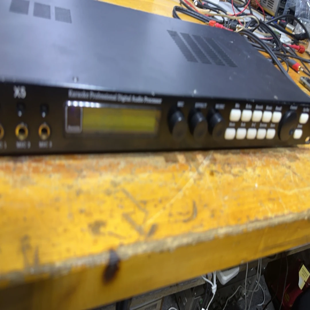 8新  效果器 12 不支持七天无理由 运费自理