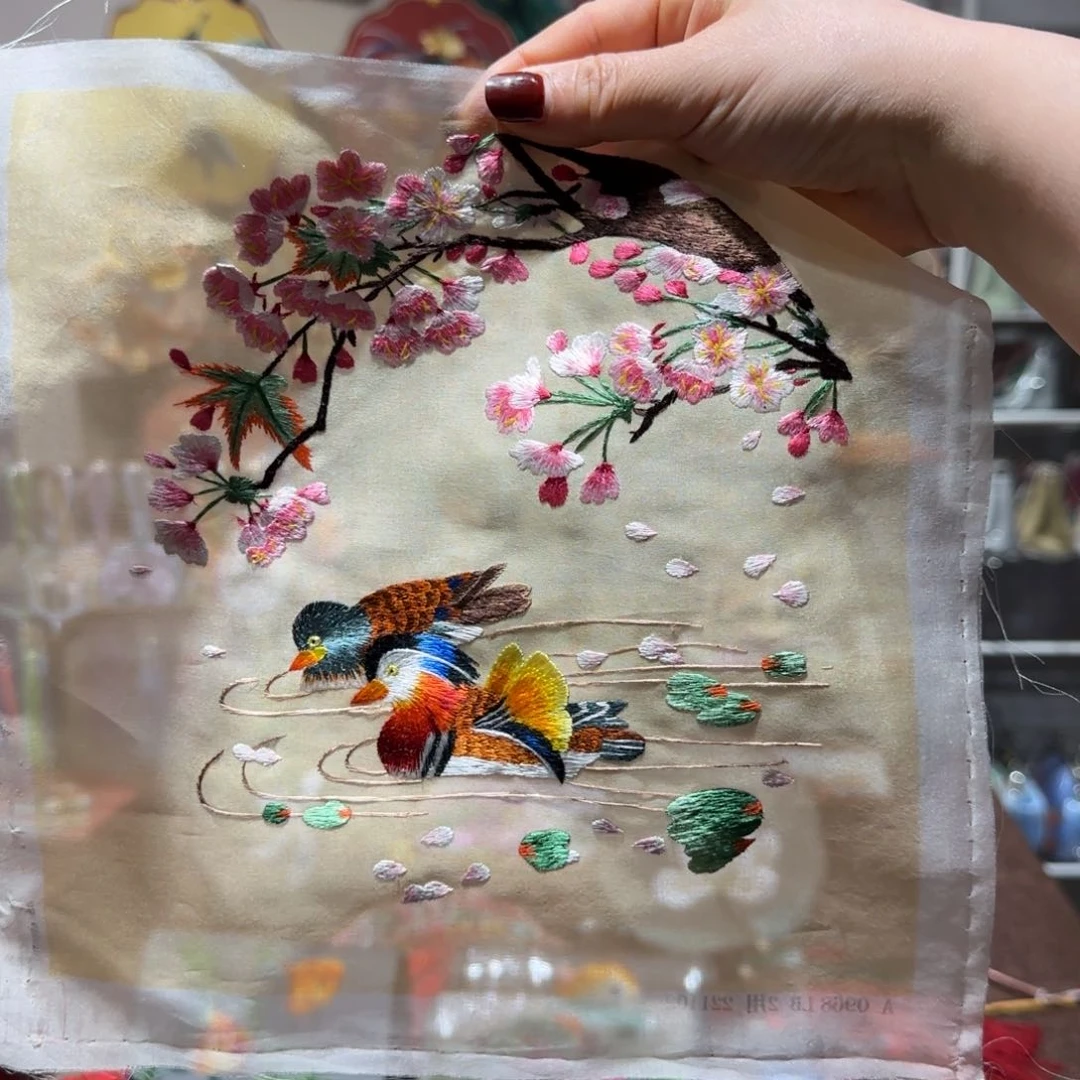 刺绣花****?纯手工苏绣双面绣