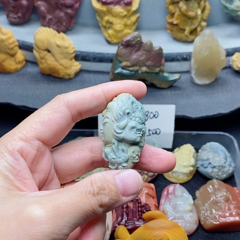 【闪购商品】定制石英质玉吊坠未镶嵌