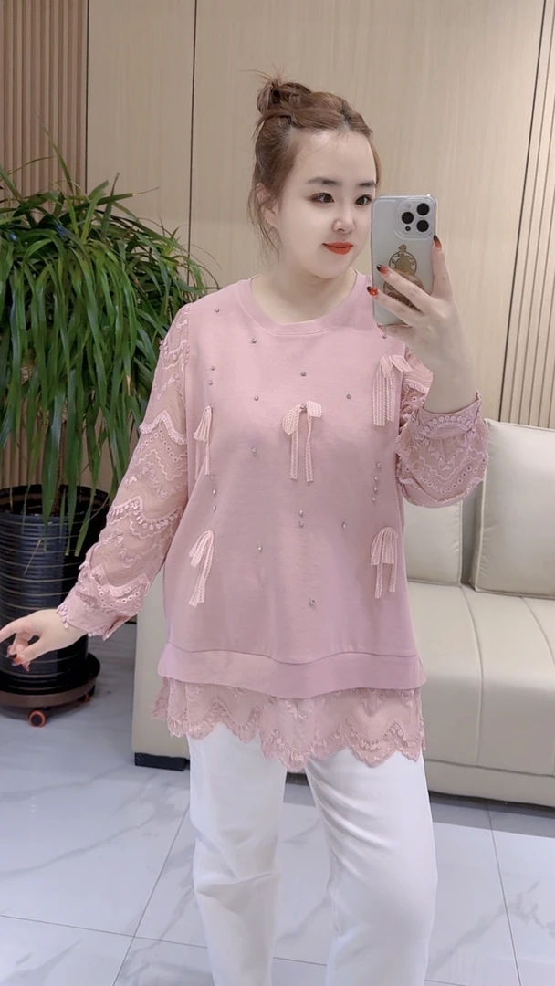 【聪姐推荐】24218早春新款蕾丝刺绣时尚重工T桖（衣长75胸围132）