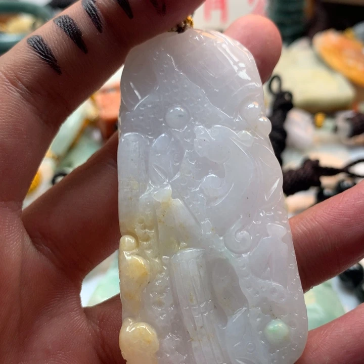 翡翠未镶嵌颈饰保真天然a货翡翠
