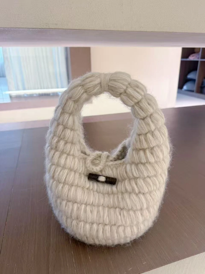 百搭时尚DIY编织毛线团材料包杏仁豆腐包 成品