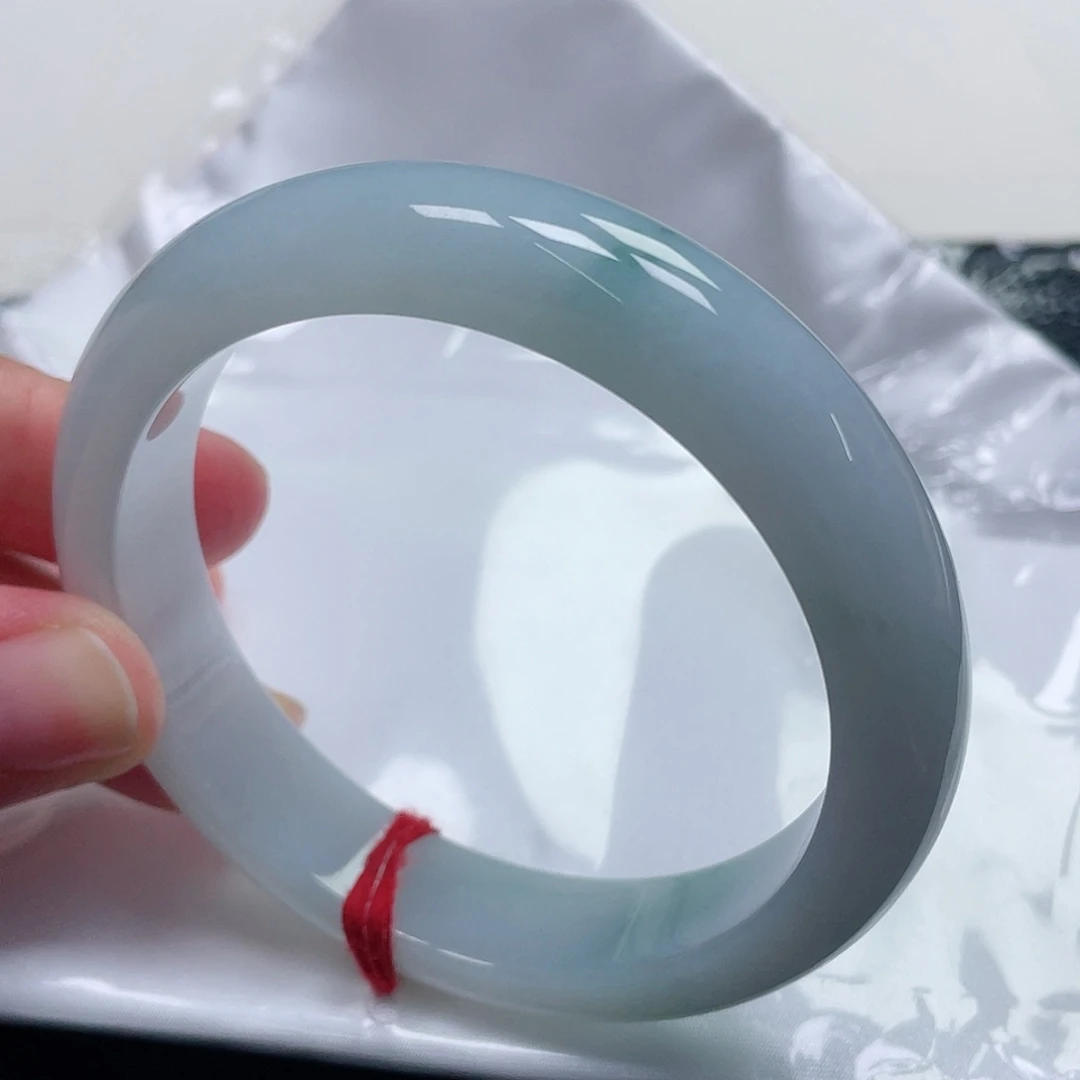 翡翠手镯未镶嵌缅甸翡翠