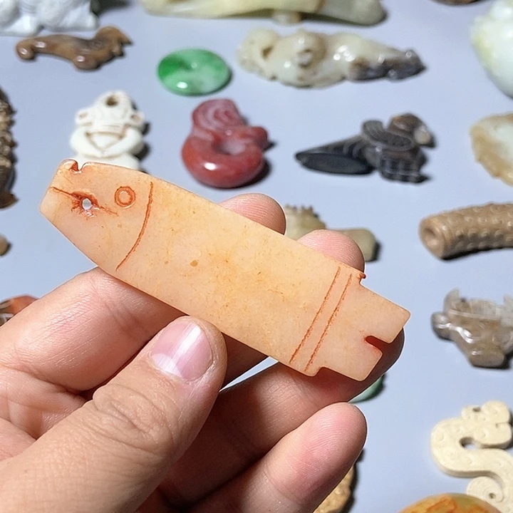 和田玉未镶嵌颈饰80