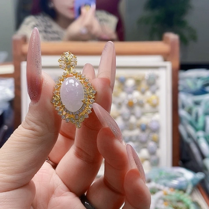 翡翠未镶嵌颈饰天然翡翠Ａ货